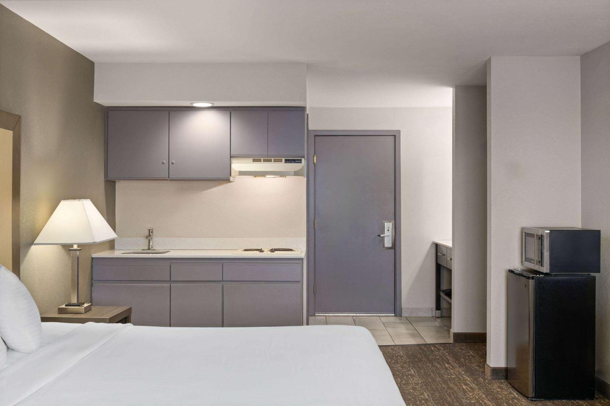 Baymont By Wyndham Moses Lake Ngoại thất bức ảnh