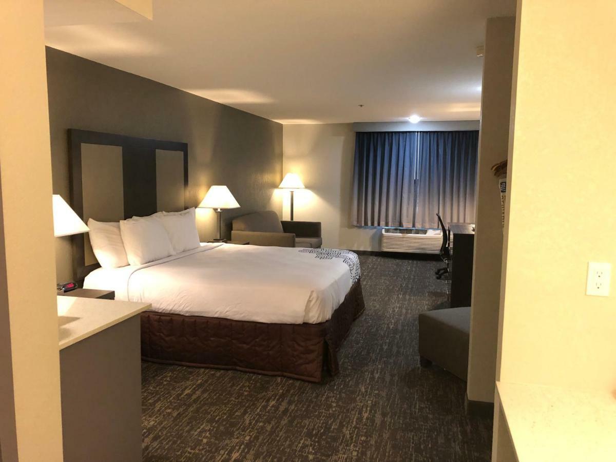 Baymont By Wyndham Moses Lake Ngoại thất bức ảnh